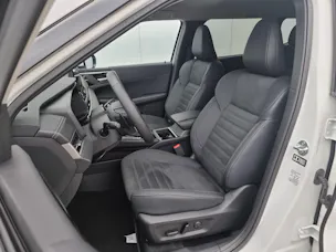 Mitsubishi Outlander 2.4 PHEV Invite 4x4
