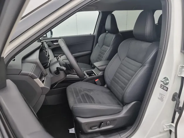 Mitsubishi Outlander 2.4 PHEV Invite 4x4