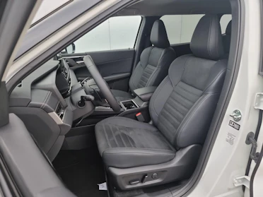 MITSUBISHI OUTLANDER 13