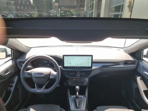 Ford Focus Station Wagon 1.0i EcoB Hybrid 155 ST-Line X