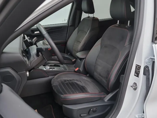 Ford Kuga 2.5 Hybrid ST-Line X 4x4