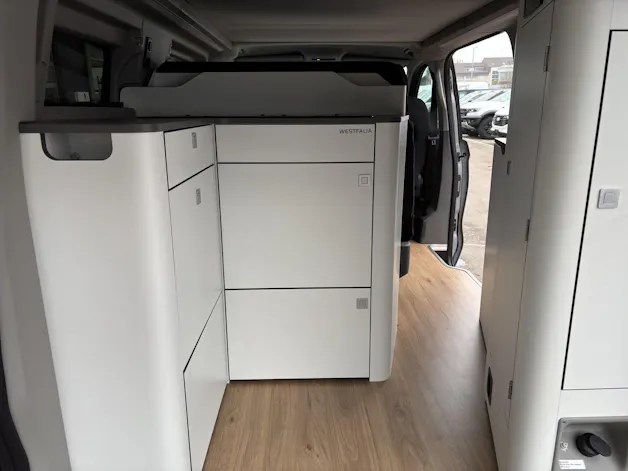 Ford Transit C Nugget 320 L1 2.0 EcoBlue 150 Titanium