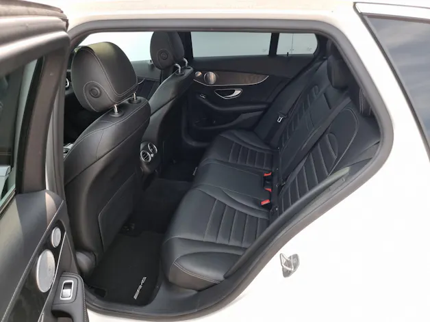 Mercedes-Benz C 220d SwissStar AMG Line 4m