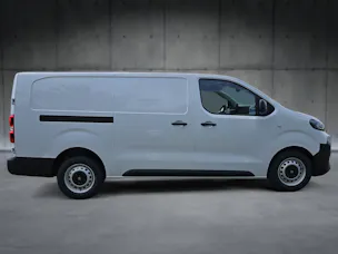 Fiat SCUDO VAN EASY PRO / L3H1 / 1.5 BHDI / 120 PS / Manuell