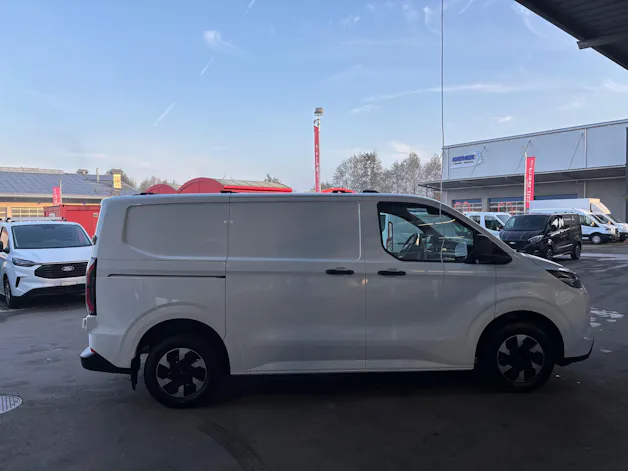 Ford E-Transit C Van 320 L1 74 kWh Trend