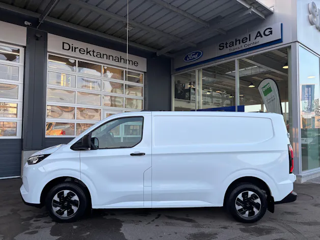 Ford E-Transit C Van 320 L1 74 kWh Trend