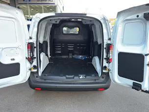 Ford E-Transit Courier Van Limited