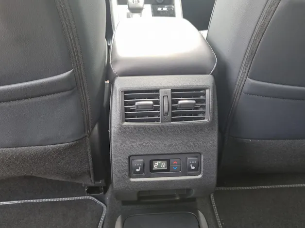 Mitsubishi Outlander 2.4 PHEV Instyle 4x4 Blackline