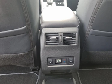 MITSUBISHI OUTLANDER 15