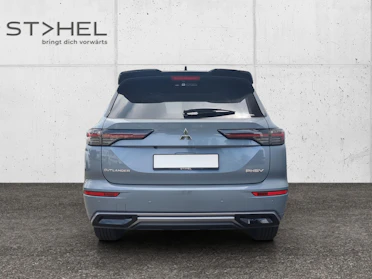 MITSUBISHI OUTLANDER 5