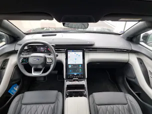 Ford Explorer Extended Range Premium AWD