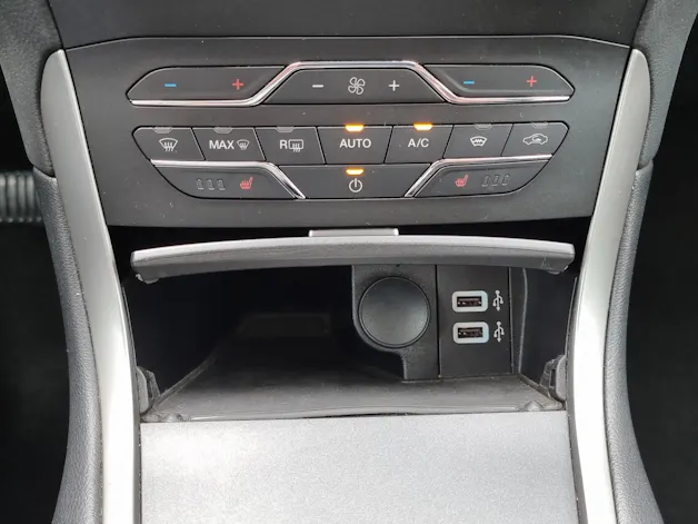 Ford S-Max 2.5 Hybrid Titanium