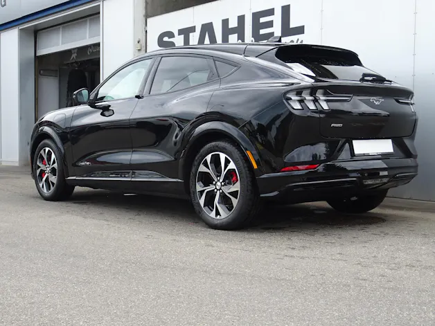 Ford Mustang Mach-E Extended AWD