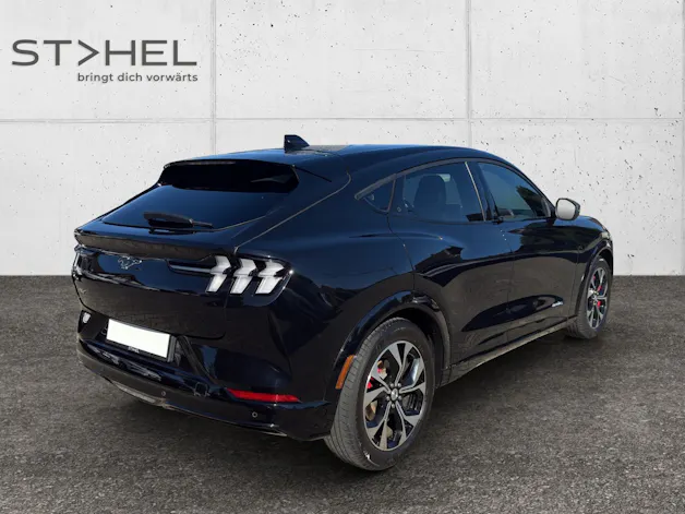 Ford Mustang Mach-E Extended AWD