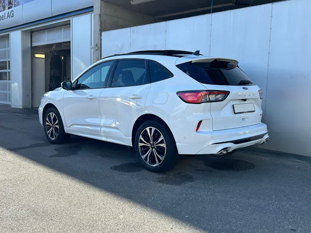 Ford Kuga 2.5 Plug-in Hybrid ST-Line X