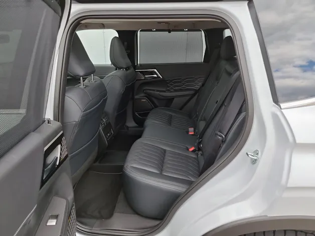 Mitsubishi Outlander 2.4 PHEV Instyle 4x4
