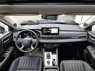 Mitsubishi Outlander 2.4 PHEV Instyle 4x4