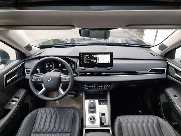 Mitsubishi Outlander 2.4 PHEV Instyle 4x4