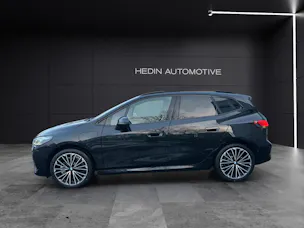 BMW 230e xDrive paddles Active Tourer