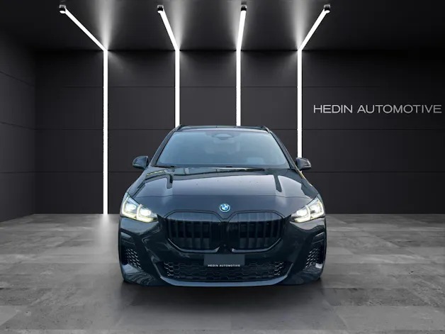BMW 230e xDrive paddles Active Tourer