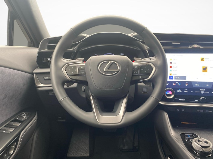 Vehicle image LEXUS RZ