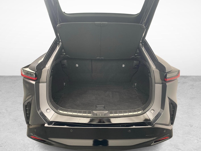 Vehicle image LEXUS RZ