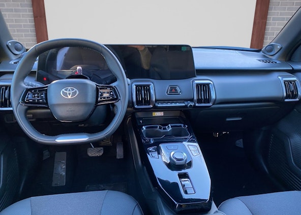 Vehicle image 6 Vehicle image 6