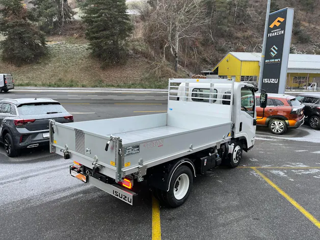 Isuzu M21 Kab.-Ch. E DR 1.9 Ddi TT