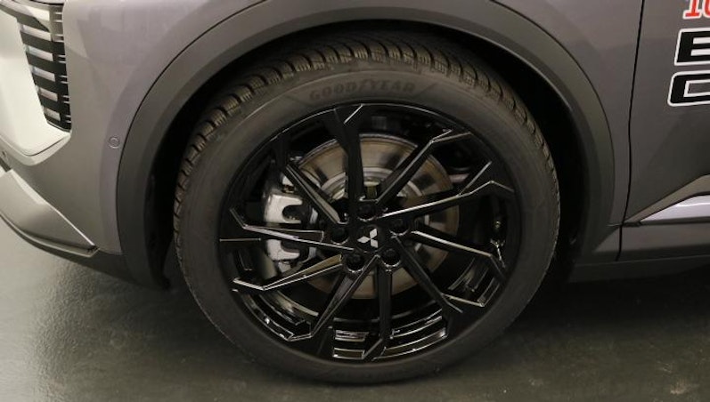 Vehicle image MITSUBISHI ECLIPSE CROSS