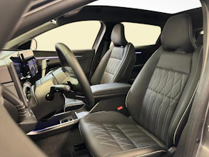 https://vehicle.imgix.net/4116270/e75531b2-36ec-4045-a51e-8fcedbd28a3c.jpg