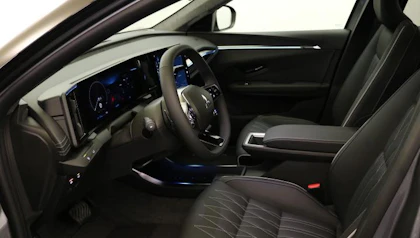 MITSUBISHI ECLIPSE CROSS 5