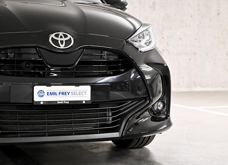 Vehicle image TOYOTA YARIS