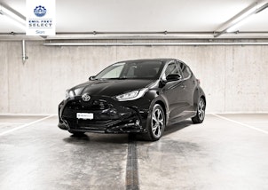 Vehicle image TOYOTA Yaris 1.5 VVT-i HSD Trend