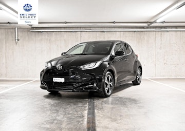 Vehicle image TOYOTA Yaris 1.5 VVT-i HSD Trend Vehicle image TOYOTA Yaris 1.5 VVT-i HSD Trend