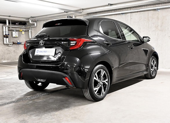 Vehicle image 12 Vehicle image 12