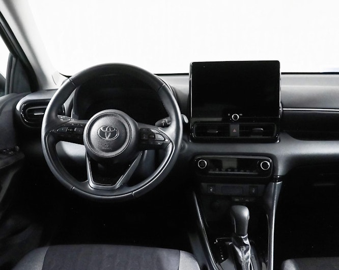 Vehicle image TOYOTA YARIS