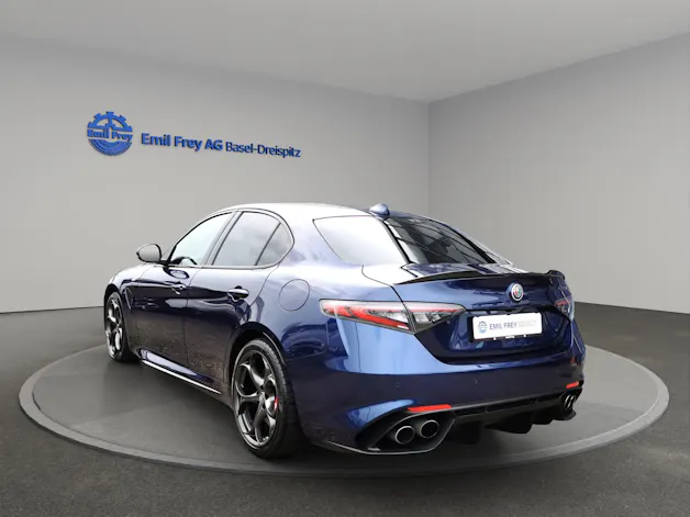 Alfa Romeo Giulia 2.9 V6 Biturbo Quadrifoglio