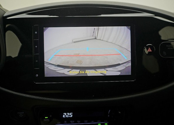 Vehicle image 13 Vehicle image 13