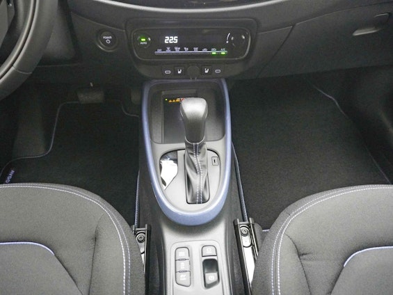 Vehicle image 14 Vehicle image 14