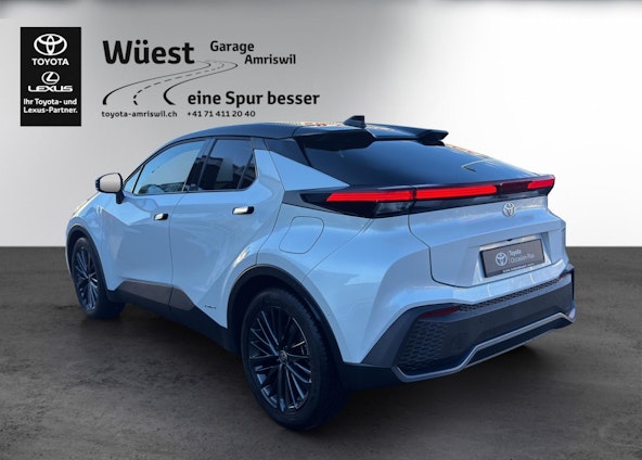 Vehicle image 2 Vehicle image 2