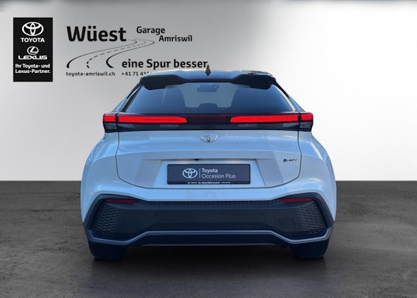 Vehicle image 3 Vehicle image 3