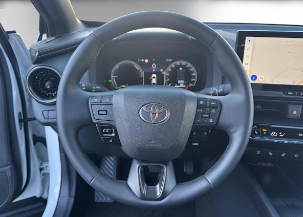 Vehicle image 9 Vehicle image 9