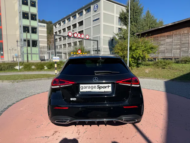 Mercedes-Benz A 250 e AMG Line