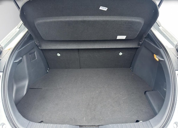 Vehicle image 17 Vehicle image 17