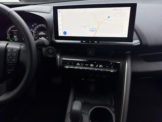 Vehicle image 16 Vehicle image 16