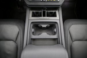 Vehicle image LAND ROVER Defender 90 3.0 D I6 X-Dynamic SE