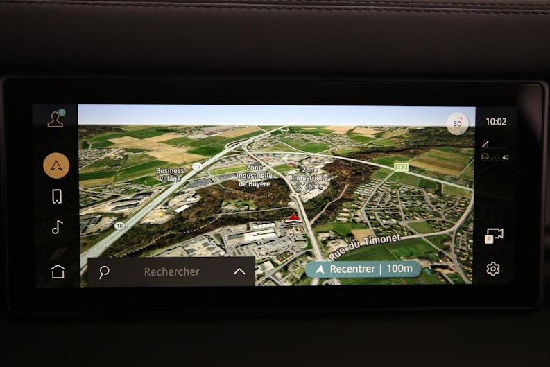 Vehicle image LAND ROVER DEFENDER