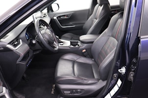 Vehicle image TOYOTA RAV4 2.5 Plug-In-Hybrid Platinum