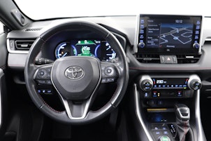 Vehicle image TOYOTA RAV4 2.5 Plug-In-Hybrid Platinum