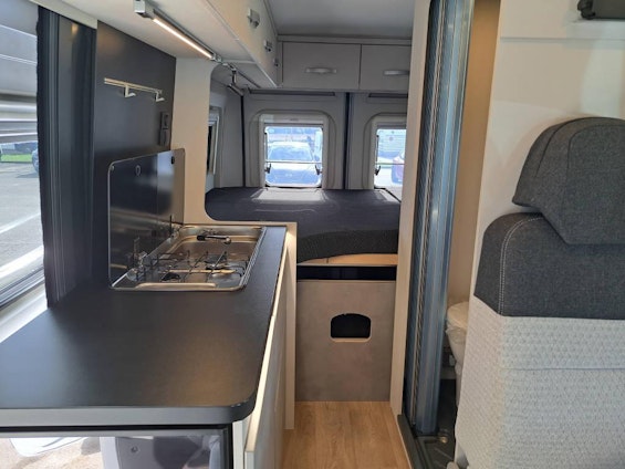 Vehicle image 7 Vehicle image 7